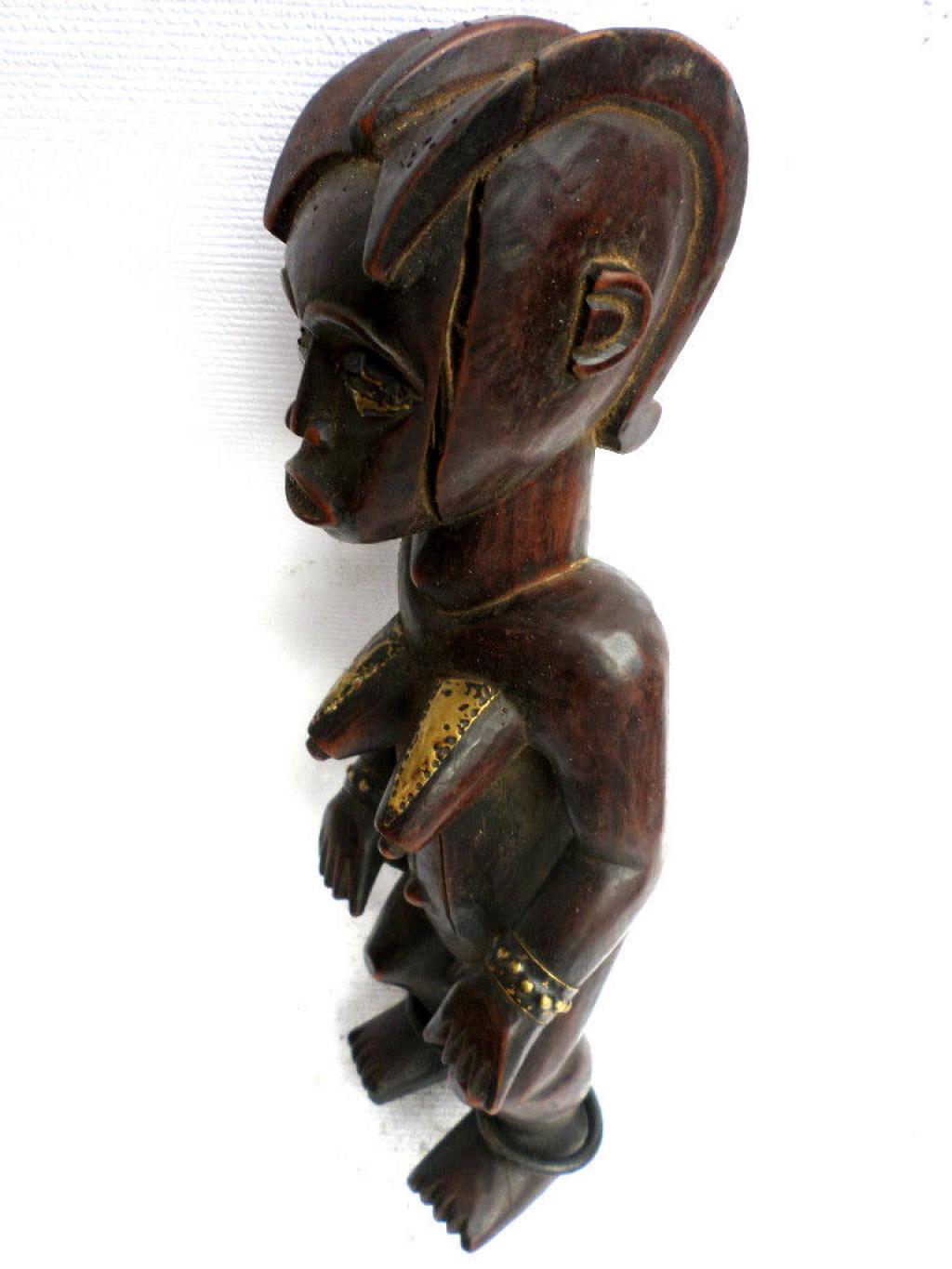 GUARDIAN DE RELICARIO BYERI