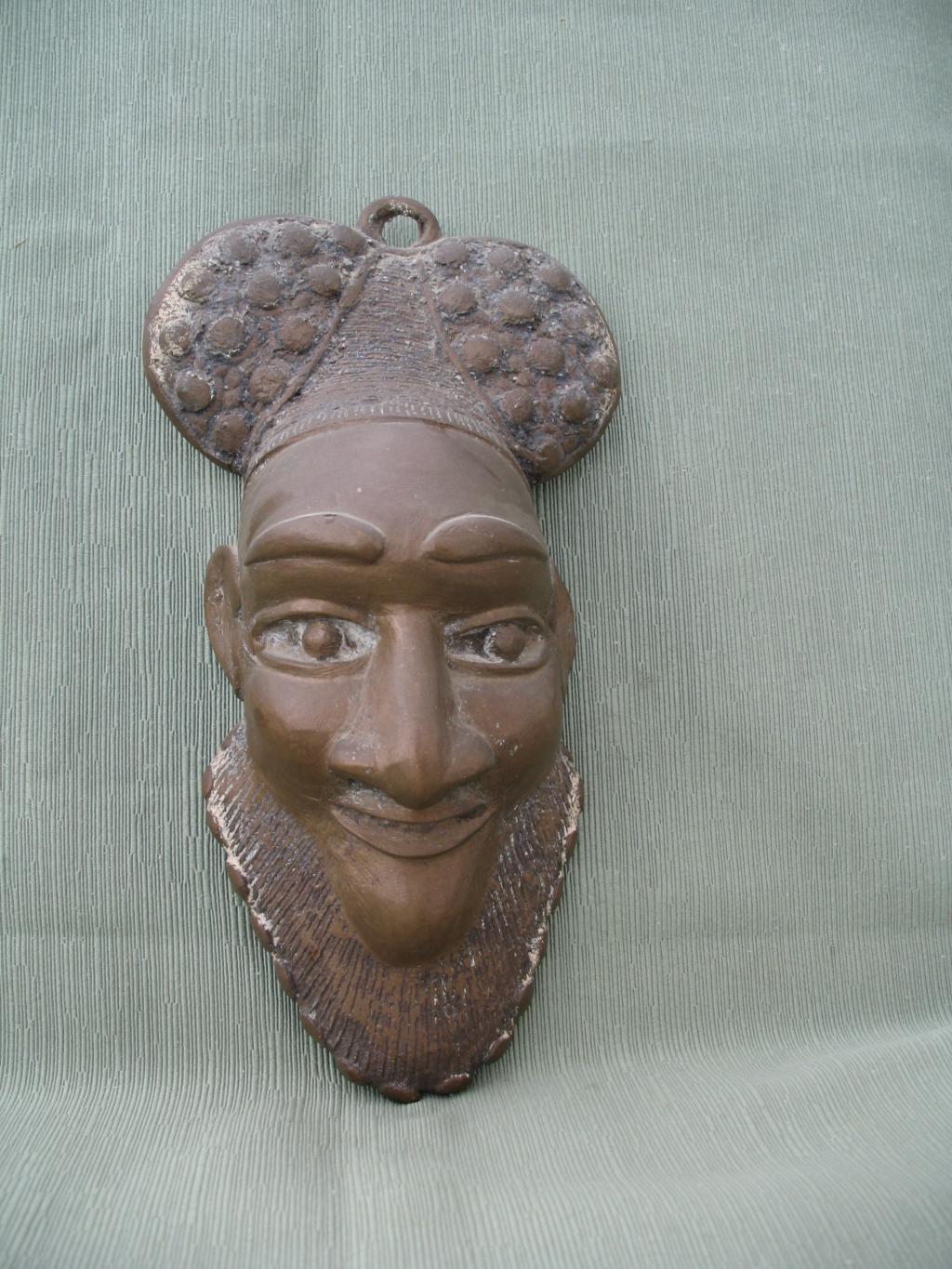 MASCARA DE BRONCE MASCULINA