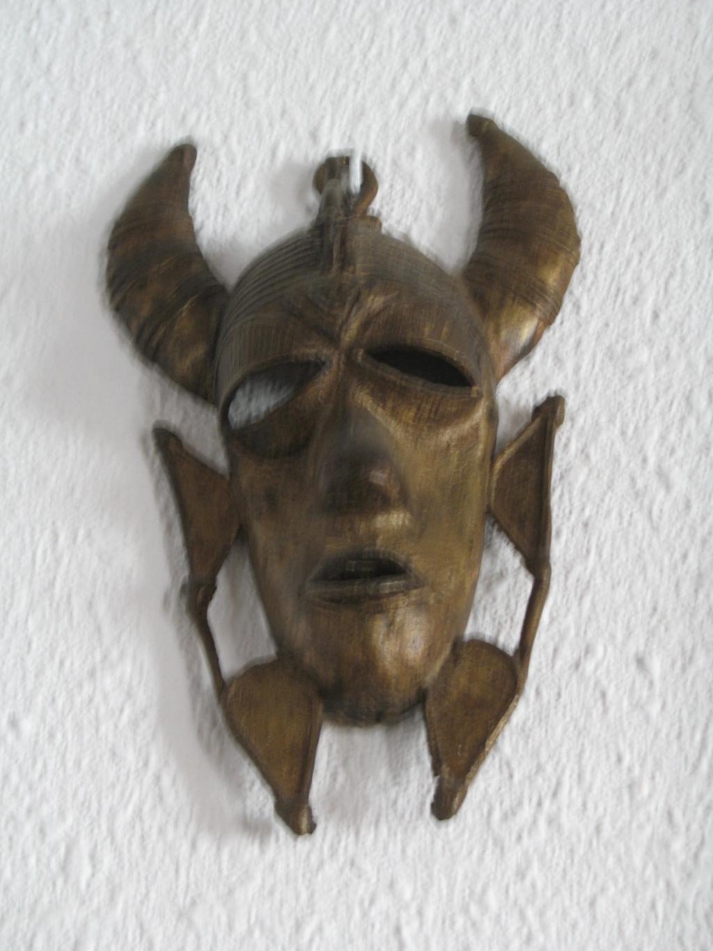 MASCARA DE BRONCE