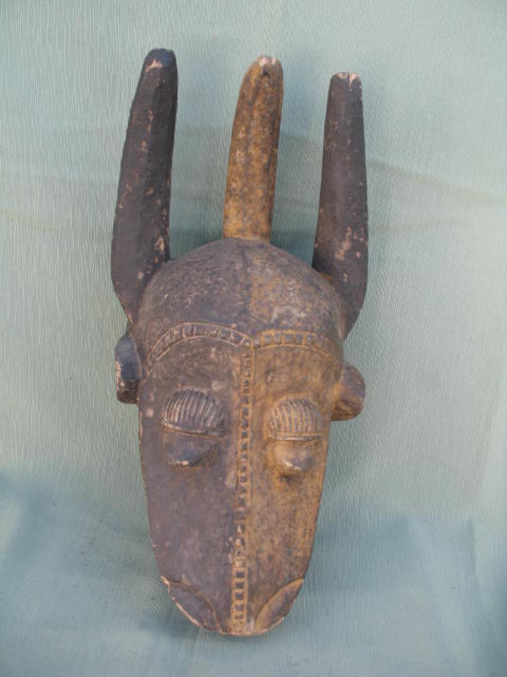 MASCARA BOVINA