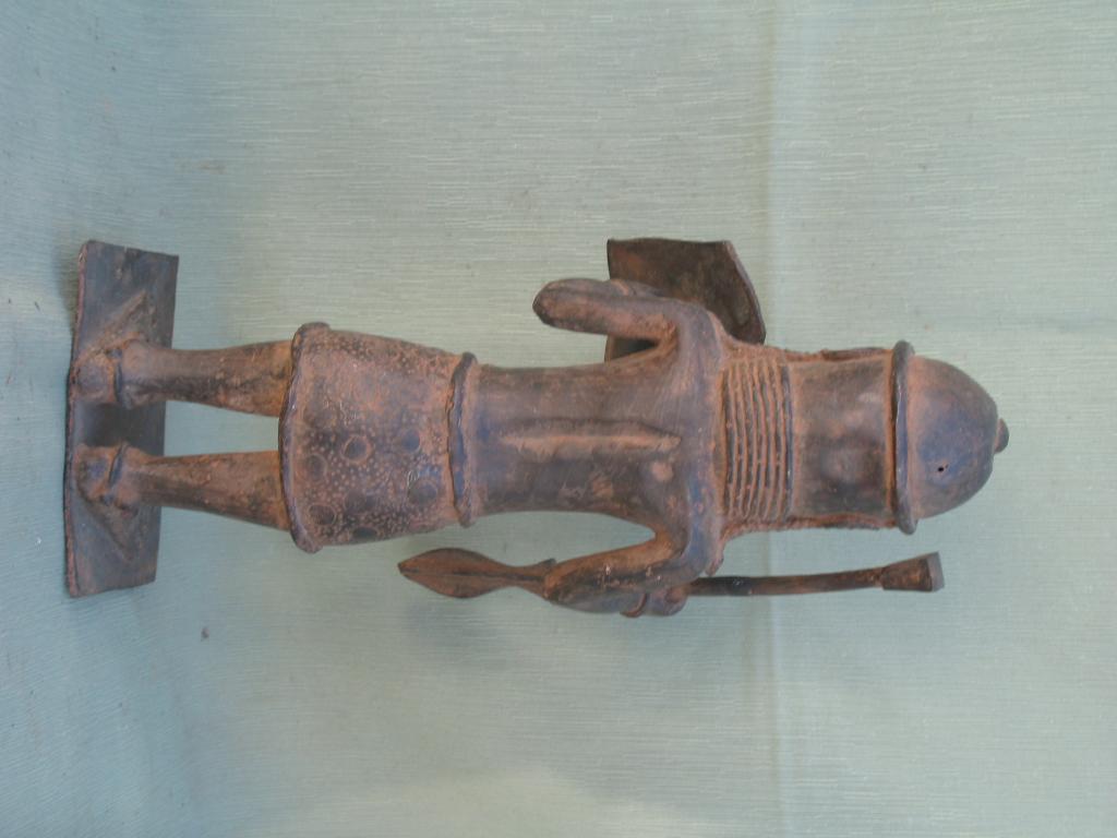 GUERRERO DE LA CORTE DE BENIN