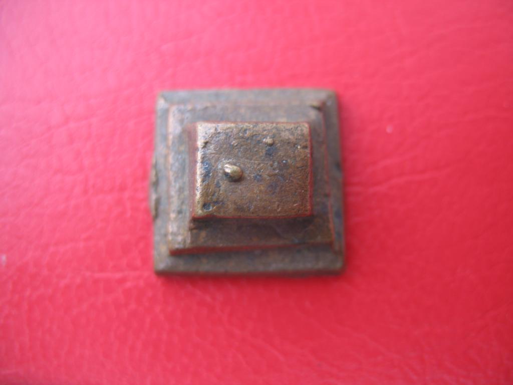 PESA PIRAMIDAL CUADRADA